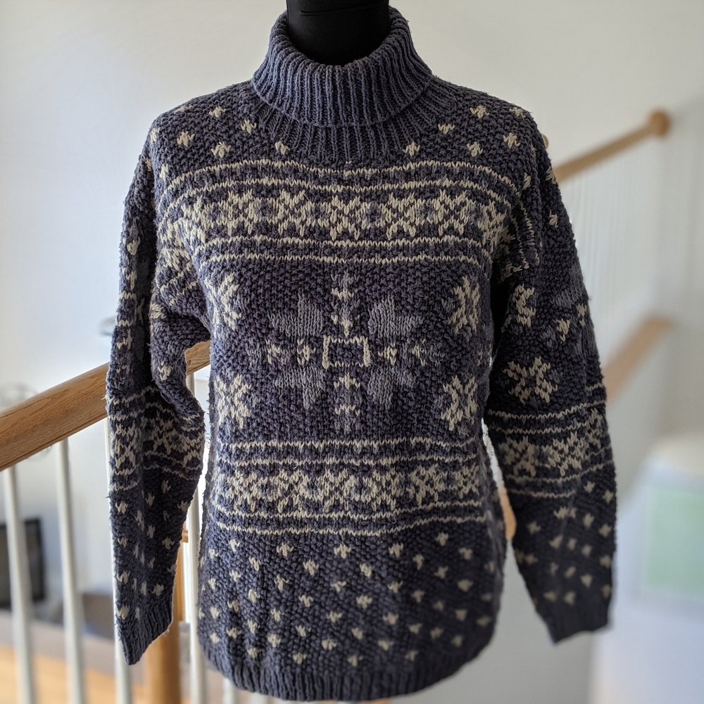 Jones New York hand knit sweater, petite small